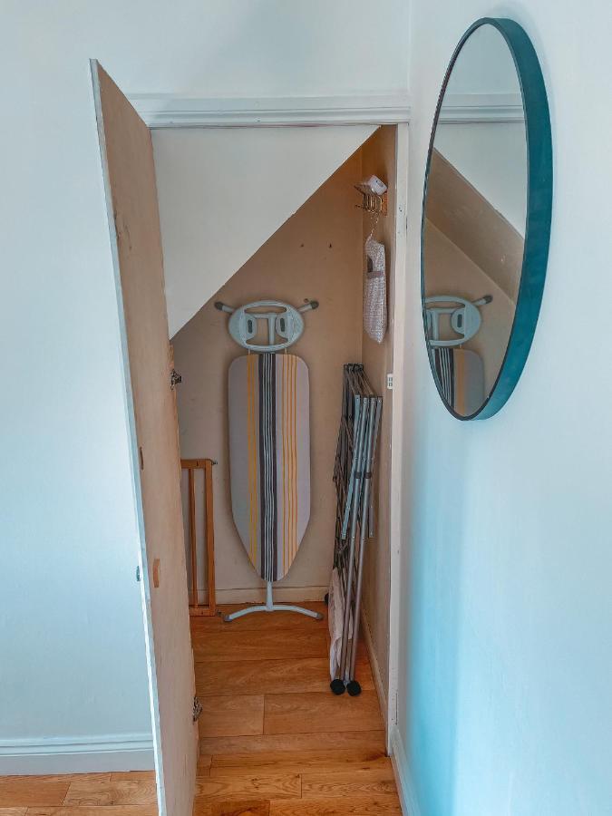 Staybynumbers - Spacious Three Bed House Royal הילסבורו מראה חיצוני תמונה