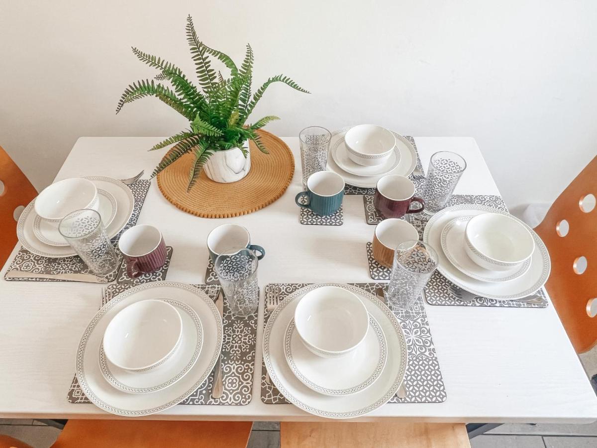 Staybynumbers - Spacious Three Bed House Royal הילסבורו מראה חיצוני תמונה